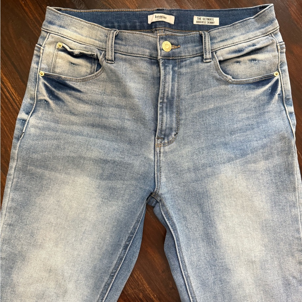Kensie Women’s Skinny Stretch Jeans in Light Blue SZ 29/8, 15” Waist, 27” Inseam